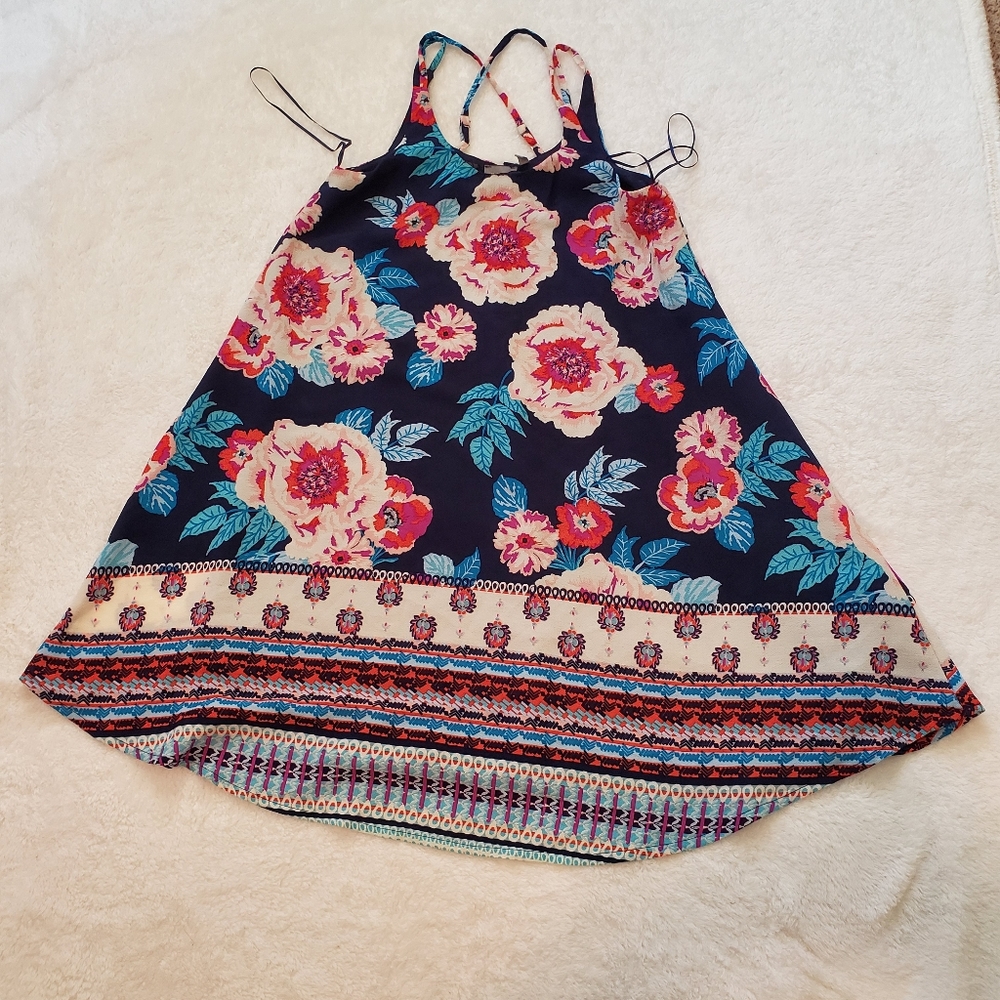 Dual nature floral criss cross back dress Sz XS